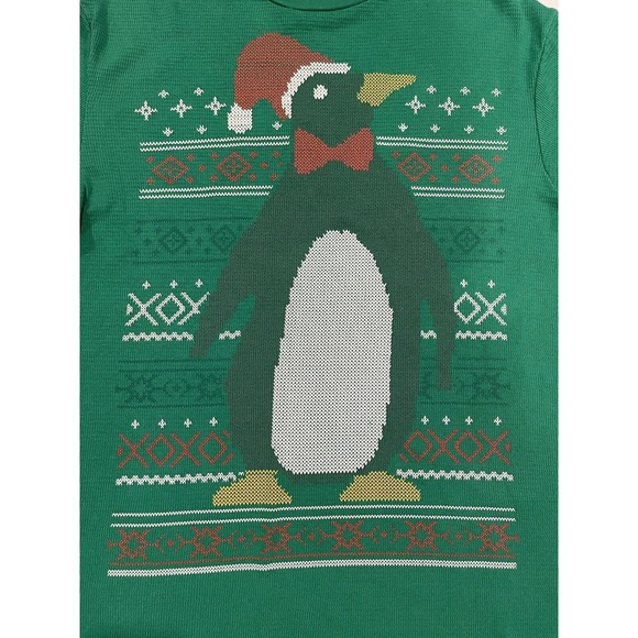 Dec.25th Mens Christmas Thermal Shirt Size XL Green Penguin Santa Hat - Picture 2 of 4